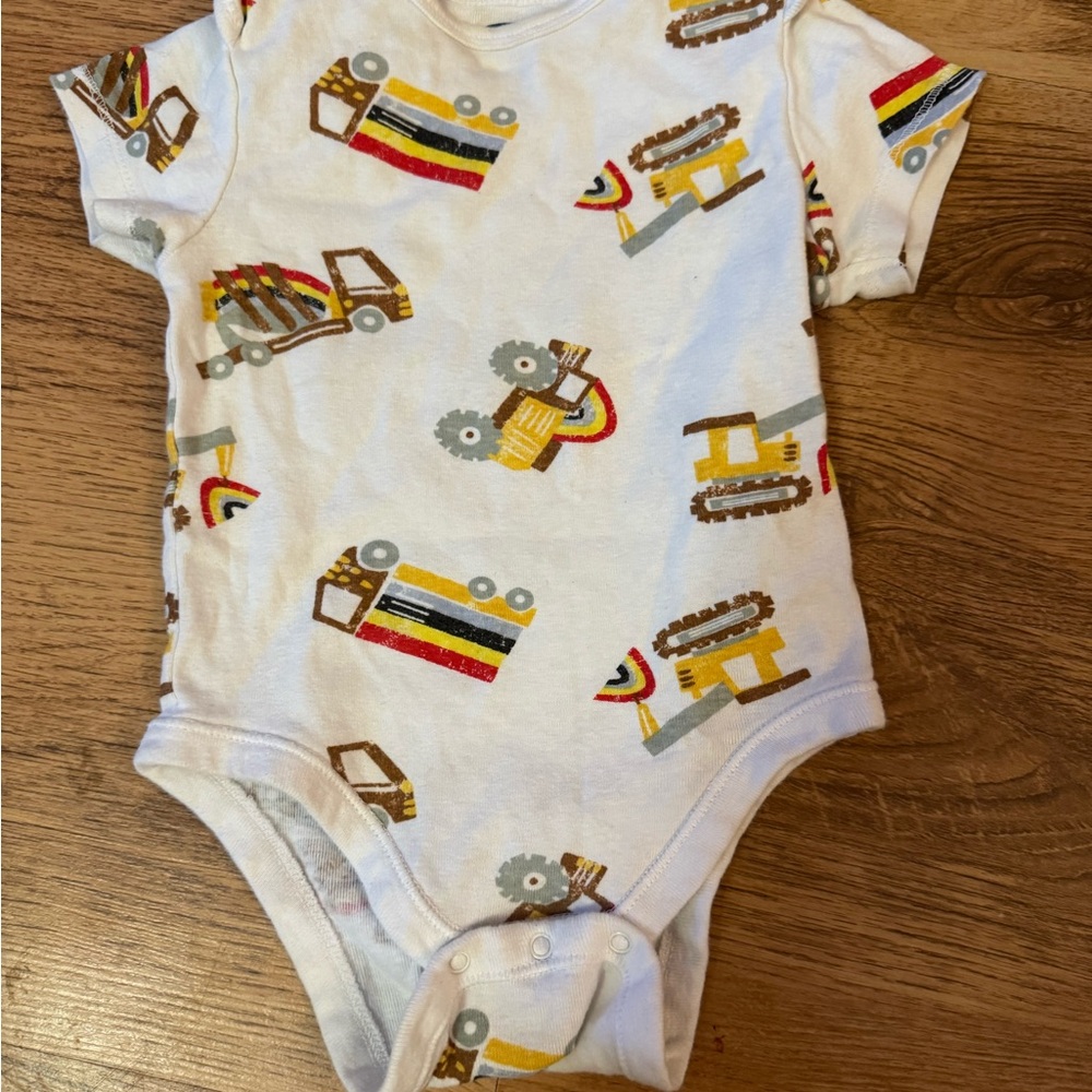 Old Navy White and Yellow Baby Onesie